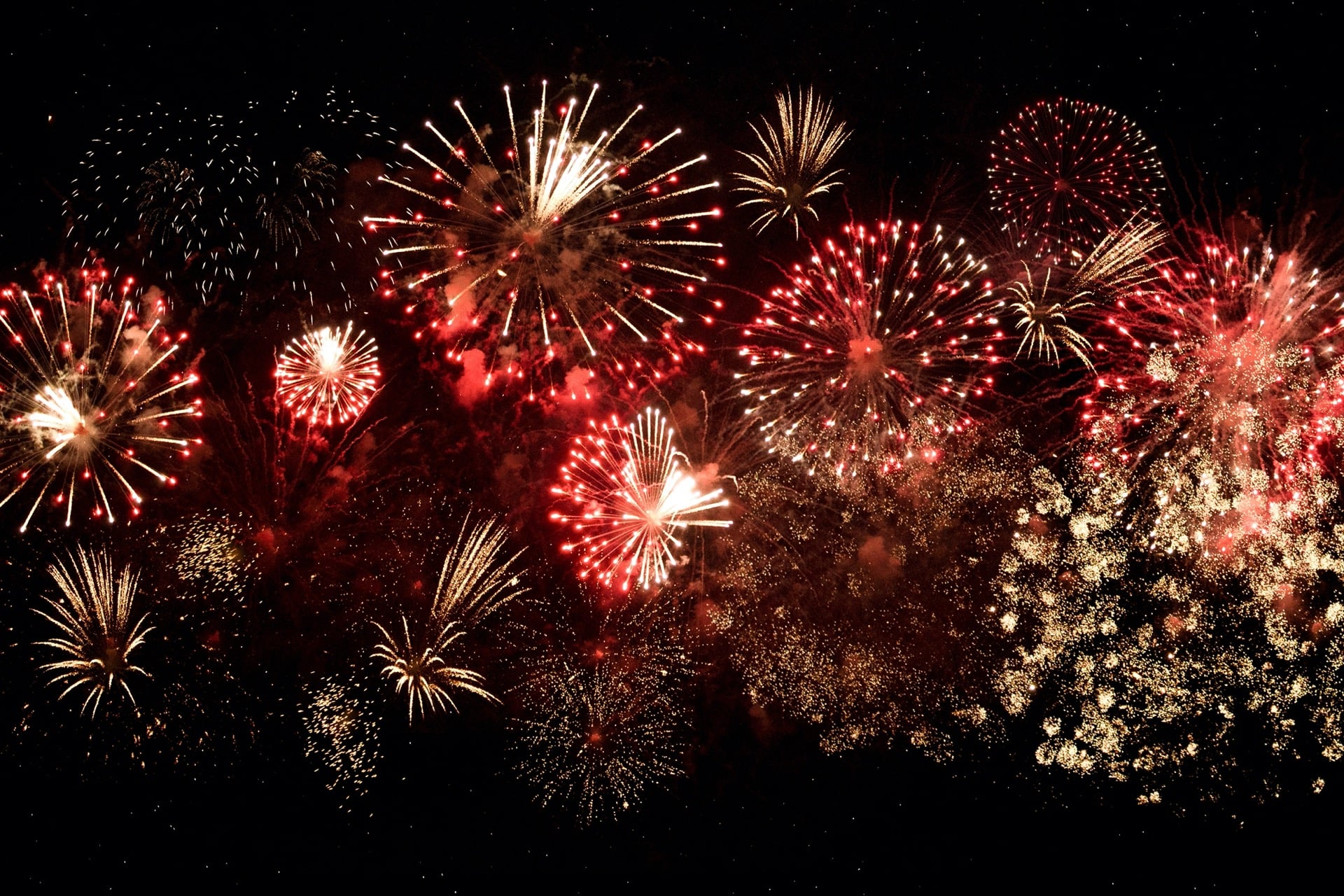 photo of fireworks display 2526105